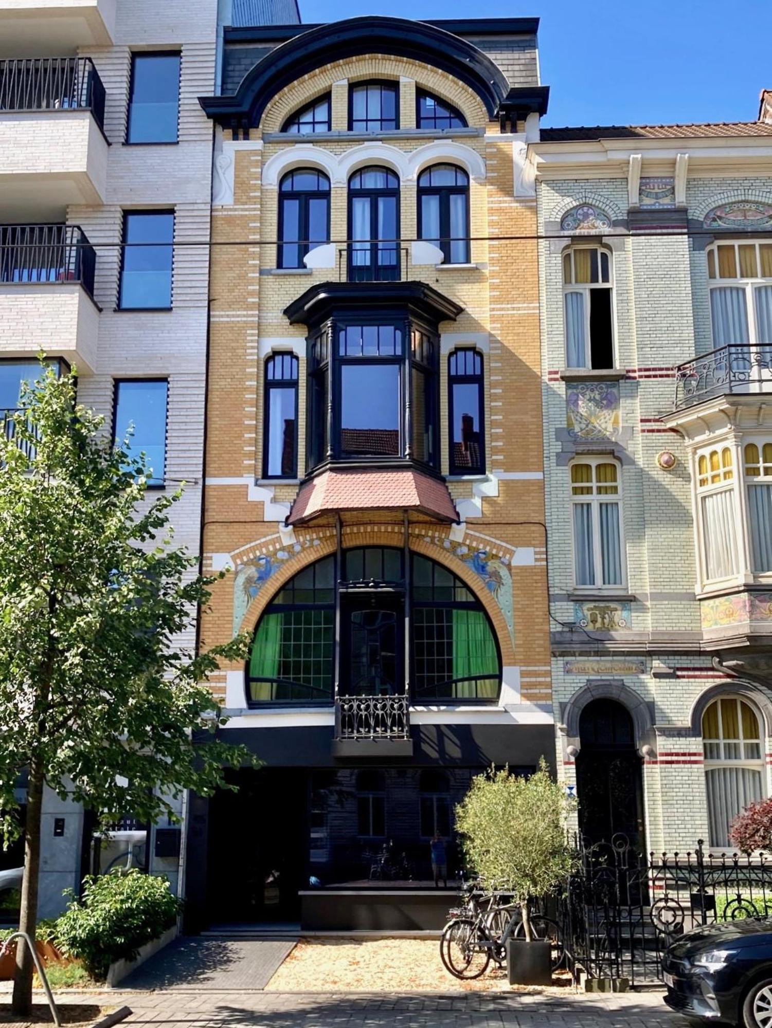 3 Bedroom Art-Nouveau Apartment With Free Parking Gante Exterior foto
